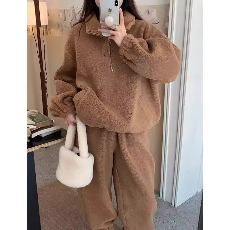 Women’s Cozy Fleece Lounge Set